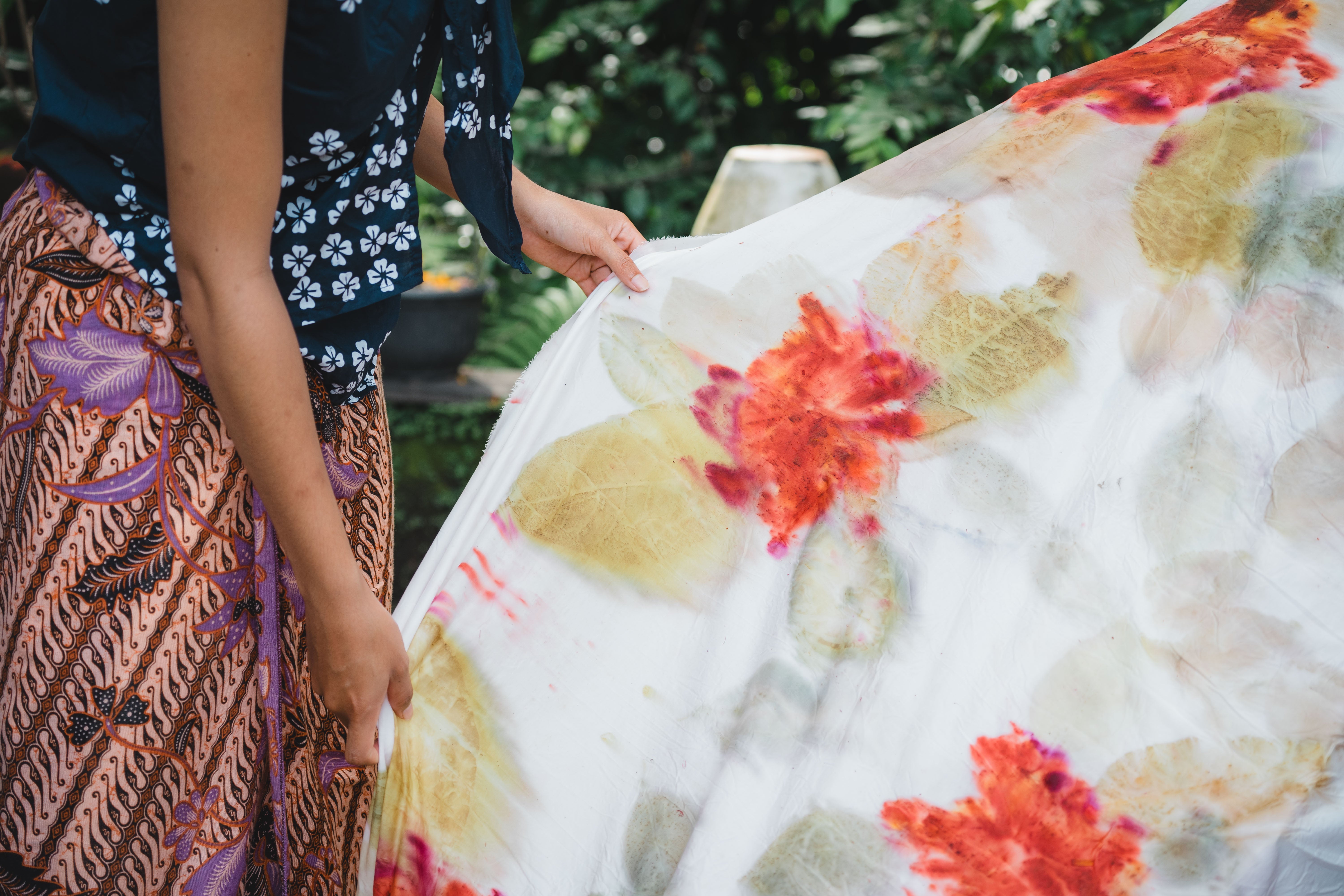 Eco Printing in Bali: Sustainable Textile Art at Srimayi Bali