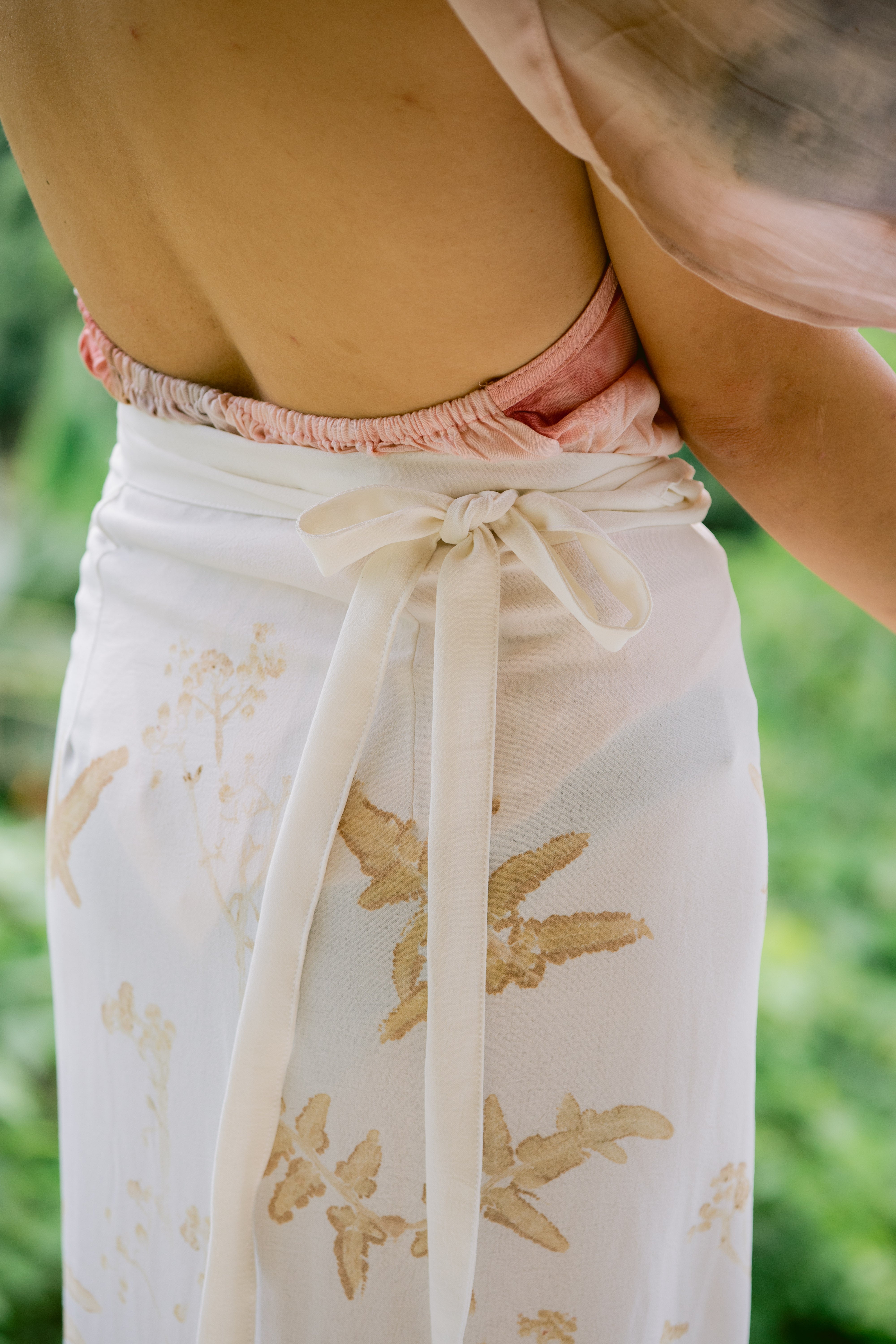 The Sekar Dewi, White & Brown Leaves Organic Cotton Sarong