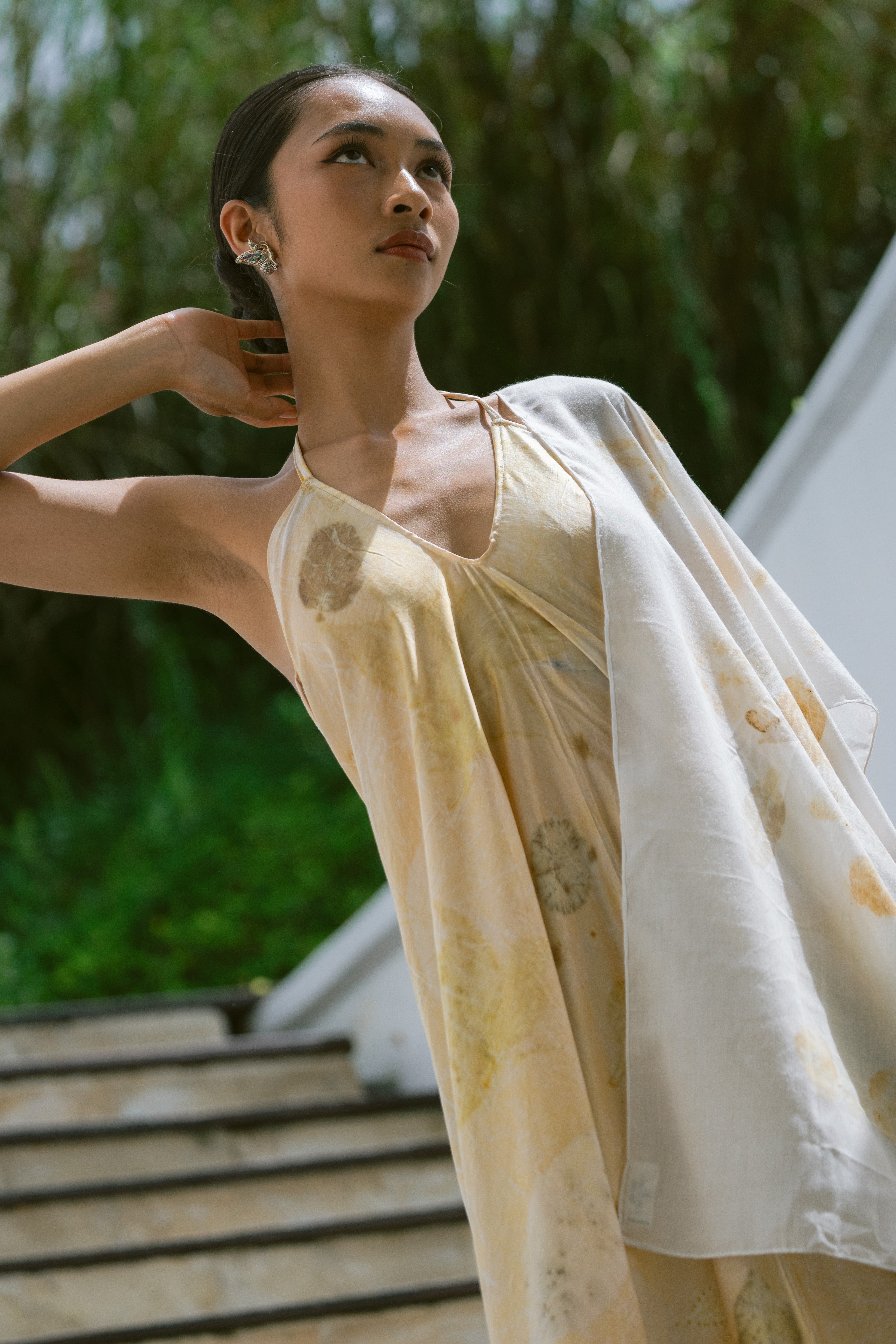 The Ratna Sari, White, Yellow & Gold Leaves Organic Cotton Shawl