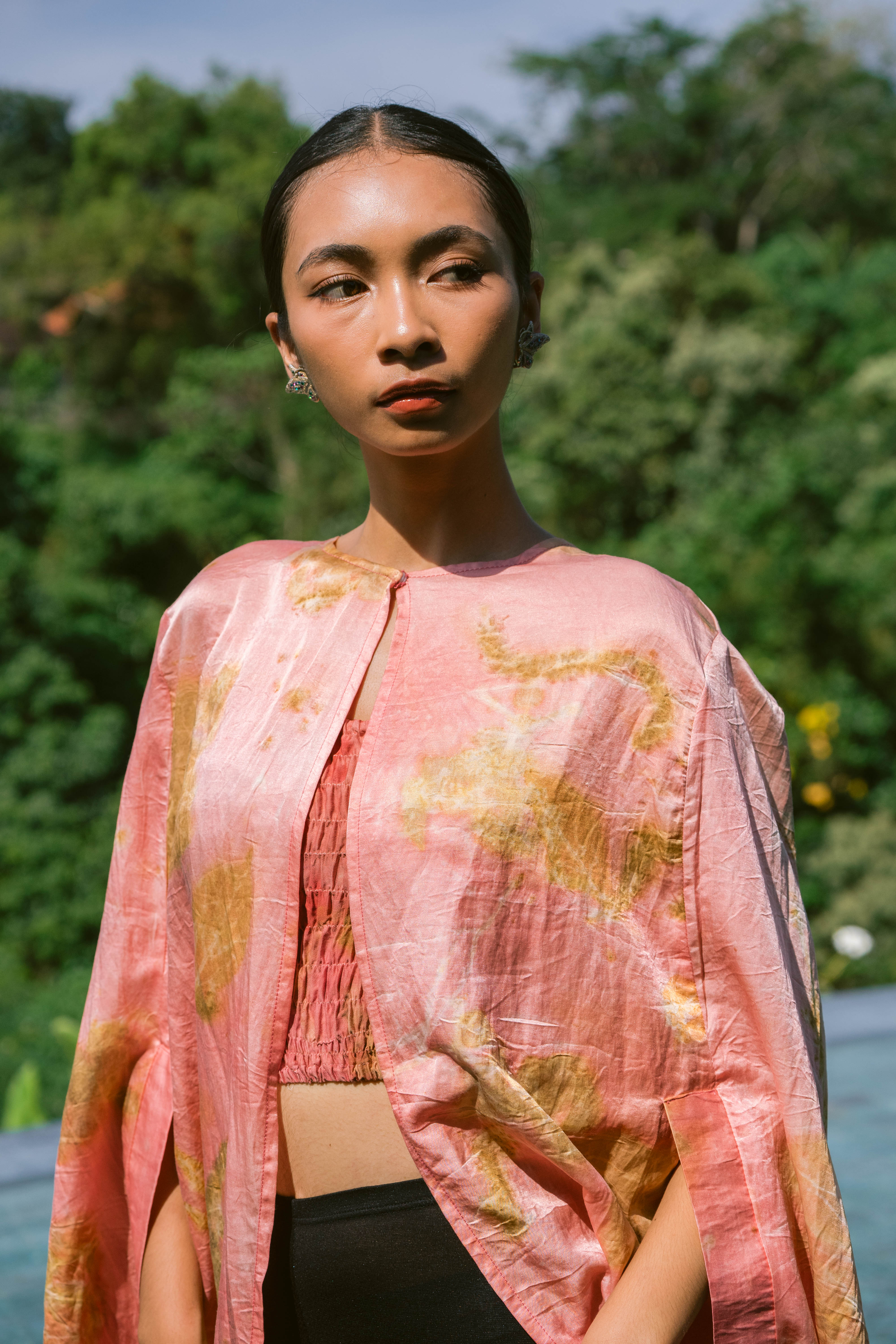 The Lotus Pink & Gold Organic Cotton Silk Kimono Out Fit