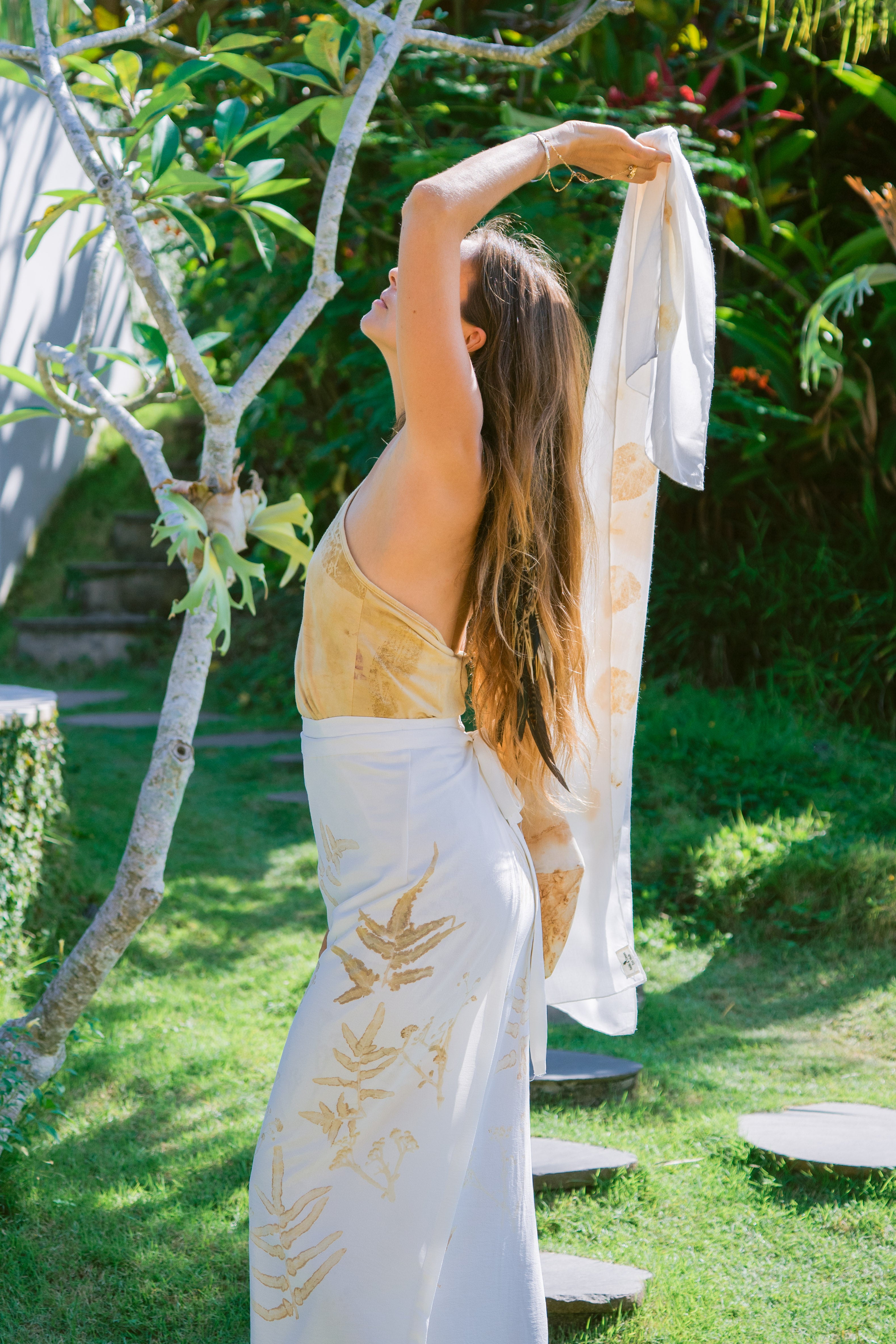 The Sekar Dewi, White & Brown Leaves Organic Cotton Sarong